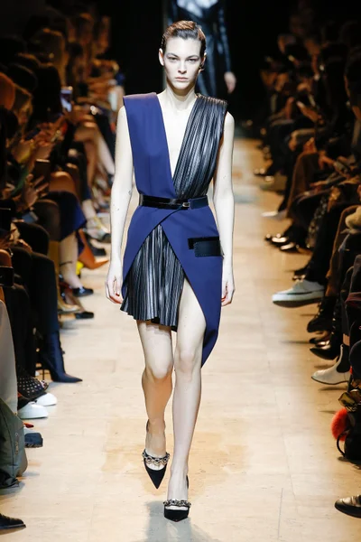 Look 2